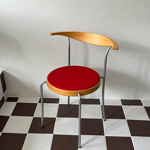 magnus olesen chair(red)
